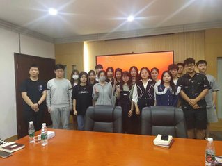 传媒与艺术设计系“读美文经典，...